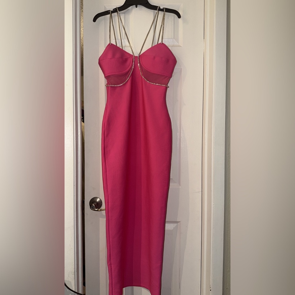 Elegant Pink Dress with Rhinestone Detail
